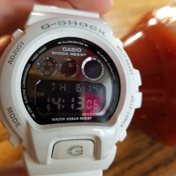 Casio 3230 Black Screen All White Watch Eminem - Picture 3 of 7